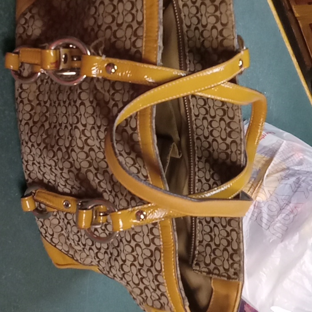 Coach purse - Picture 11 of 12